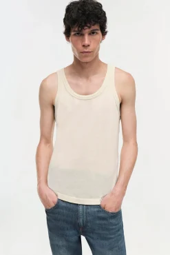Simkhai Micheal Tank